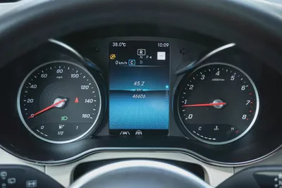 2021 Mercedes-Benz GLC 300-16