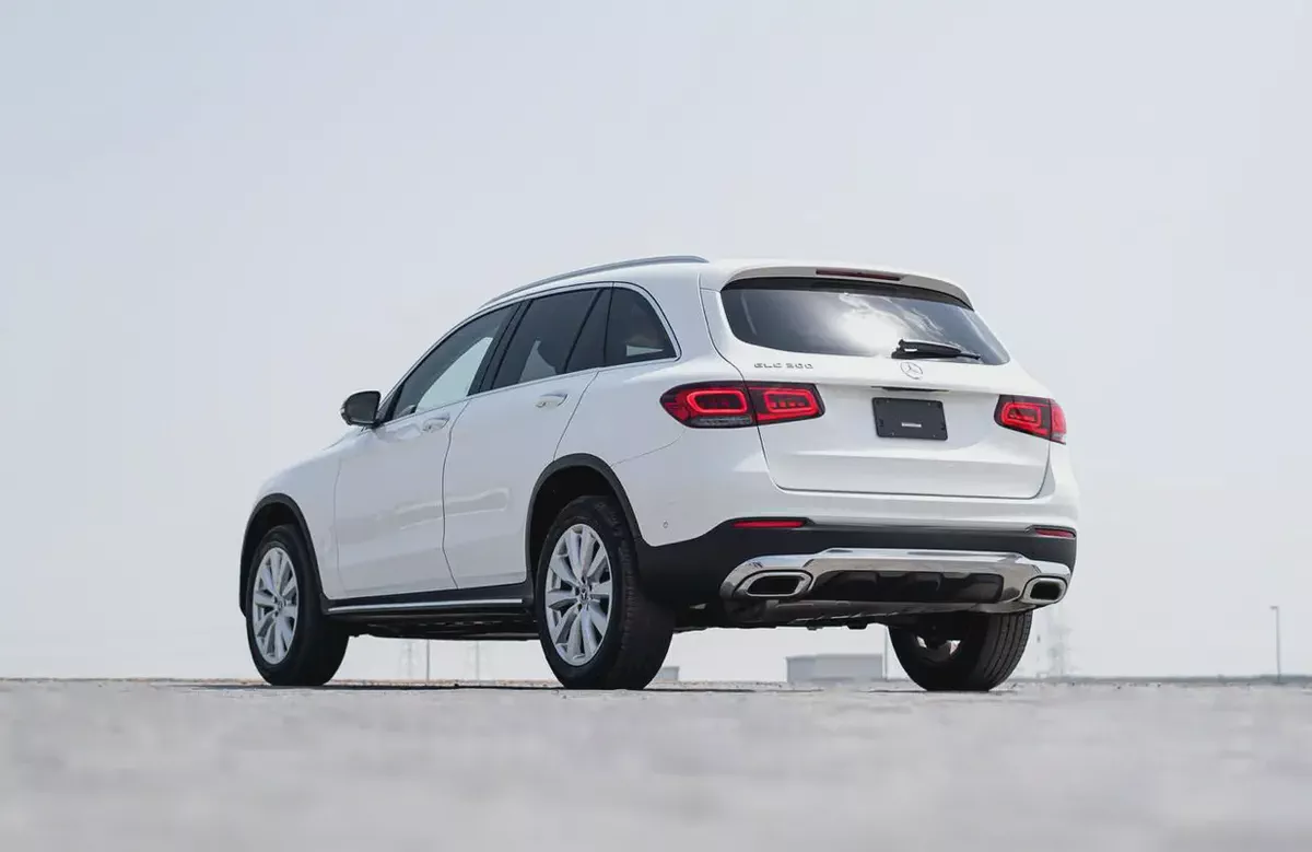 2021 Mercedes-Benz GLC 300-3-3