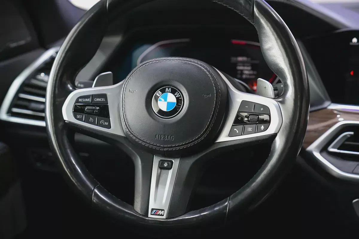 2020 - BMW X5 - XDrive 40i - Perfect inside and out for 119,000.00 AED-18-18