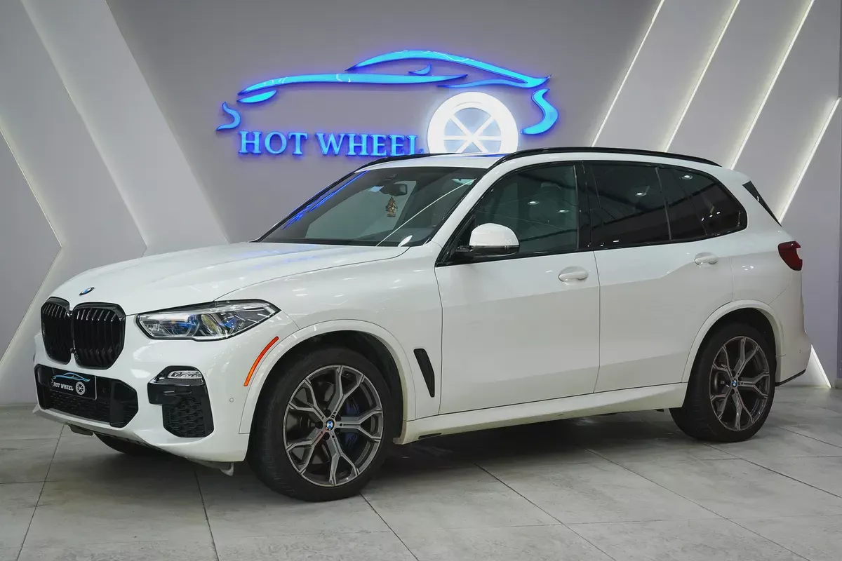 2020 - BMW X5 - XDrive 40i - Perfect inside and out for 119,000.00 AED