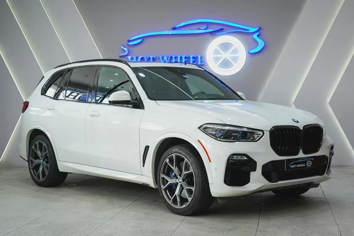 2020 - BMW X5 - XDrive 40i - Perfect inside and out for 119,000.00 AED-1-1