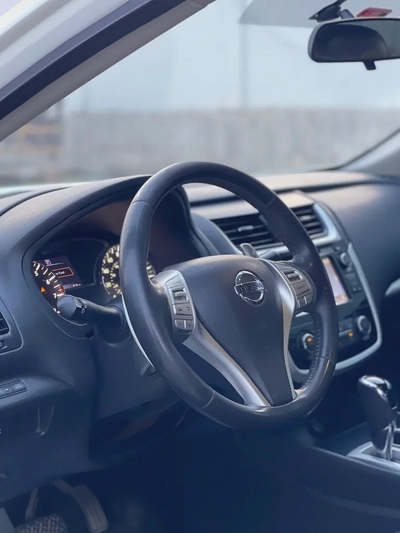 Nissan Altima SV 2018,d-4