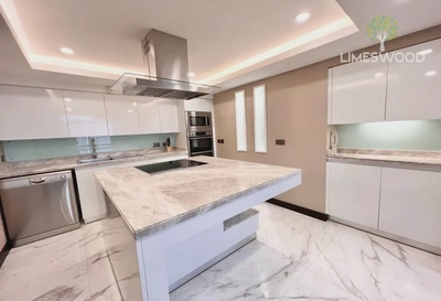 APARTMENT FOR RENT IN CORNICHE DEIRA, DEIRA Stunning Modern 3 BR Penthouse in Corniche Deira-6