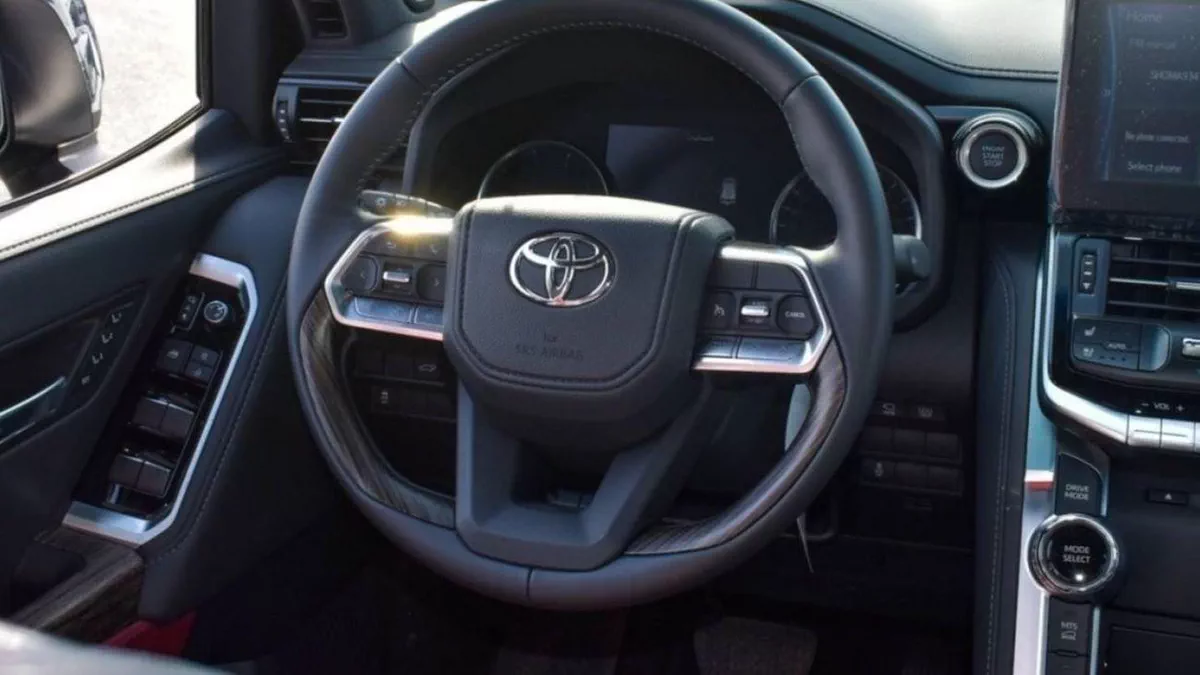 Toyota Land Cruiser VXR Toyota Land Cruiser VXR 3.3L Diesel twin turbo full option 2024-9-0