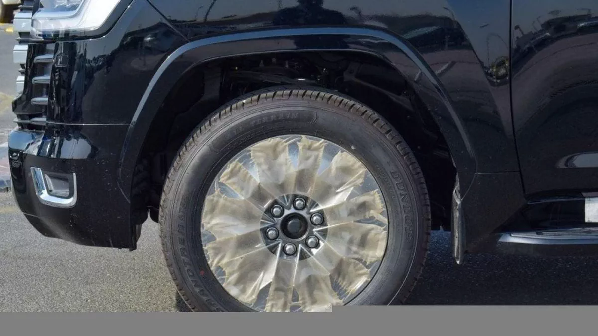 Toyota Land Cruiser VXR Toyota Land Cruiser VXR 3.3L Diesel twin turbo full option 2024-12-0