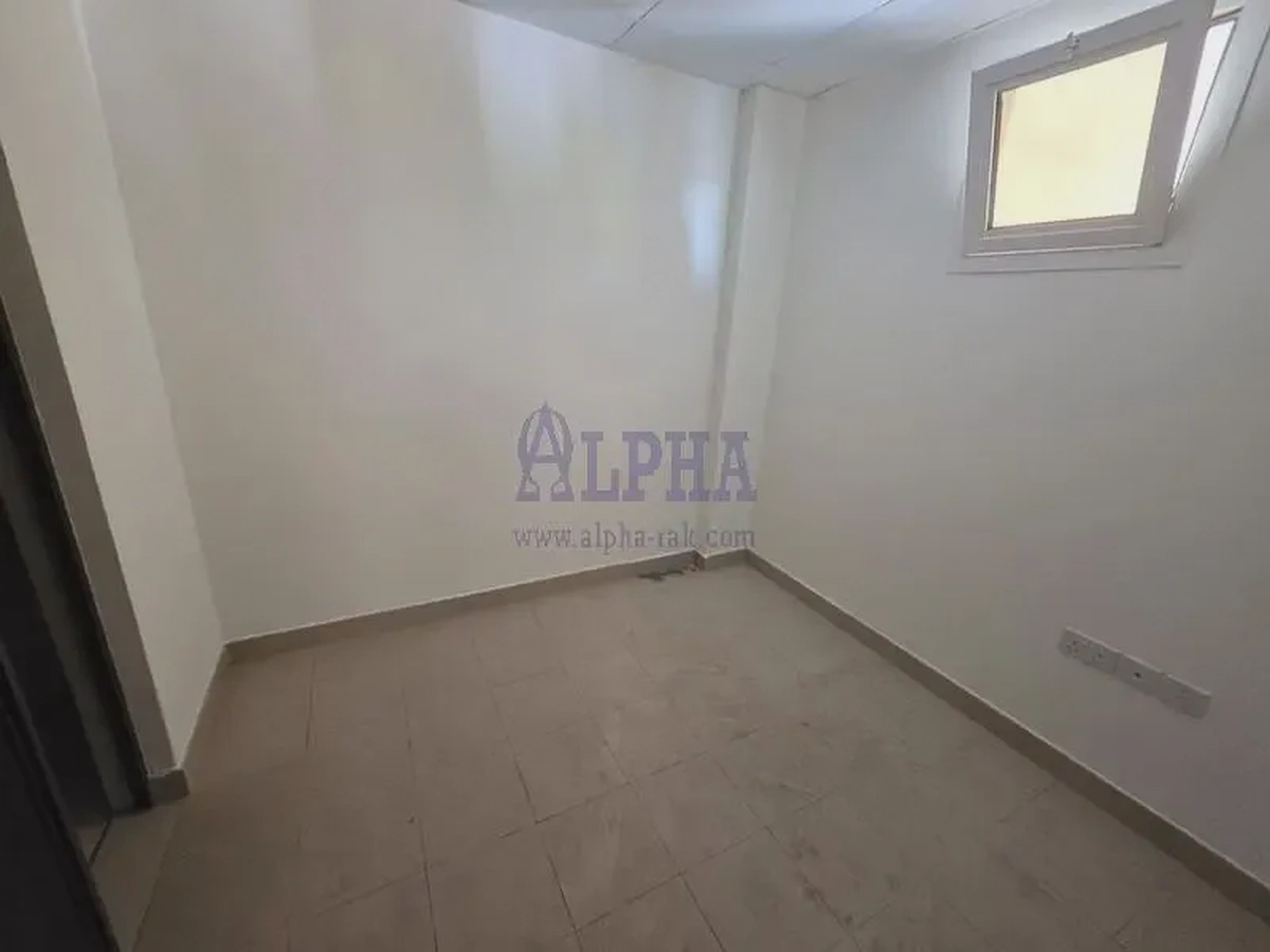Unfurnished 3BR Villa With Maids In Quite Location-1-1