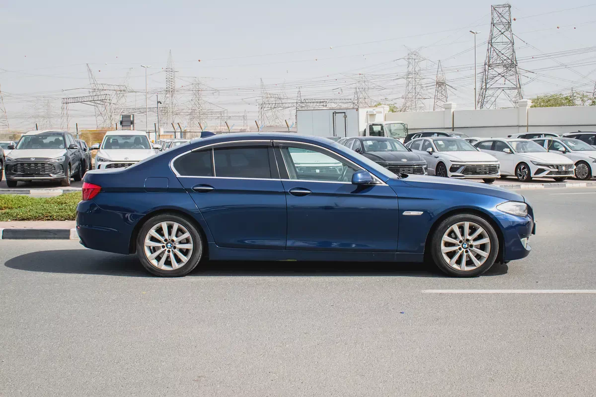 2010 - BMW 528i - IMMACULATE CONDITION - ONLY 102,000 KM DONE-3-3