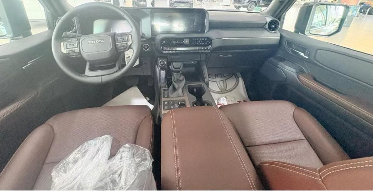 Toyota Prado VXR 2.4L PETROL A/T GCC SPECIFICATION-3-0