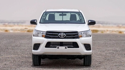 Toyota Hilux GL Hilux 2.4L D WORK D DC 4WD 4X4 6MT-1
