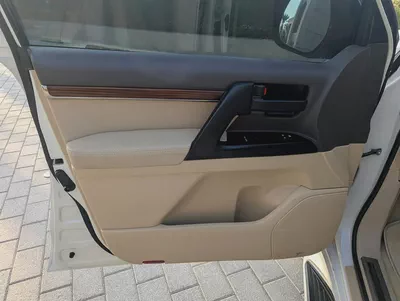 2020 Toyota Land Cruiser GXR V6 4.0L – Full Option, Top Spec | 42,000km Excellent Condition-14