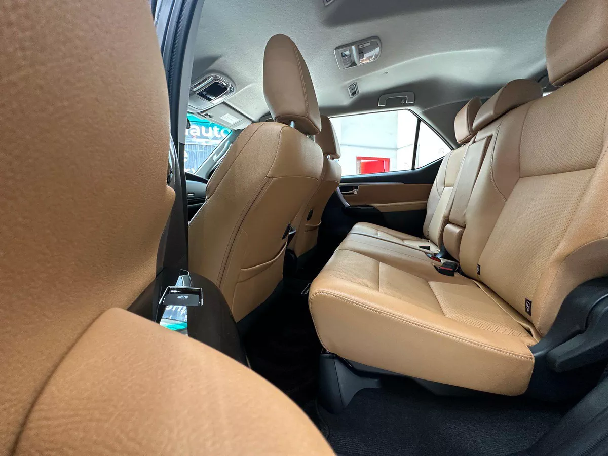 2024 Toyota Fortuner VXR 4.0L V6 // EMI Starting from 2,840 AED-3-3