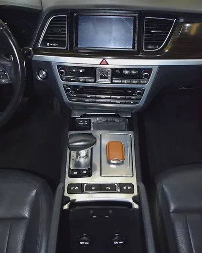 EXCELLENT DEAL for our Genesis G80 3.3L ( 2018 Model ) in Black Color Korean Specs-14