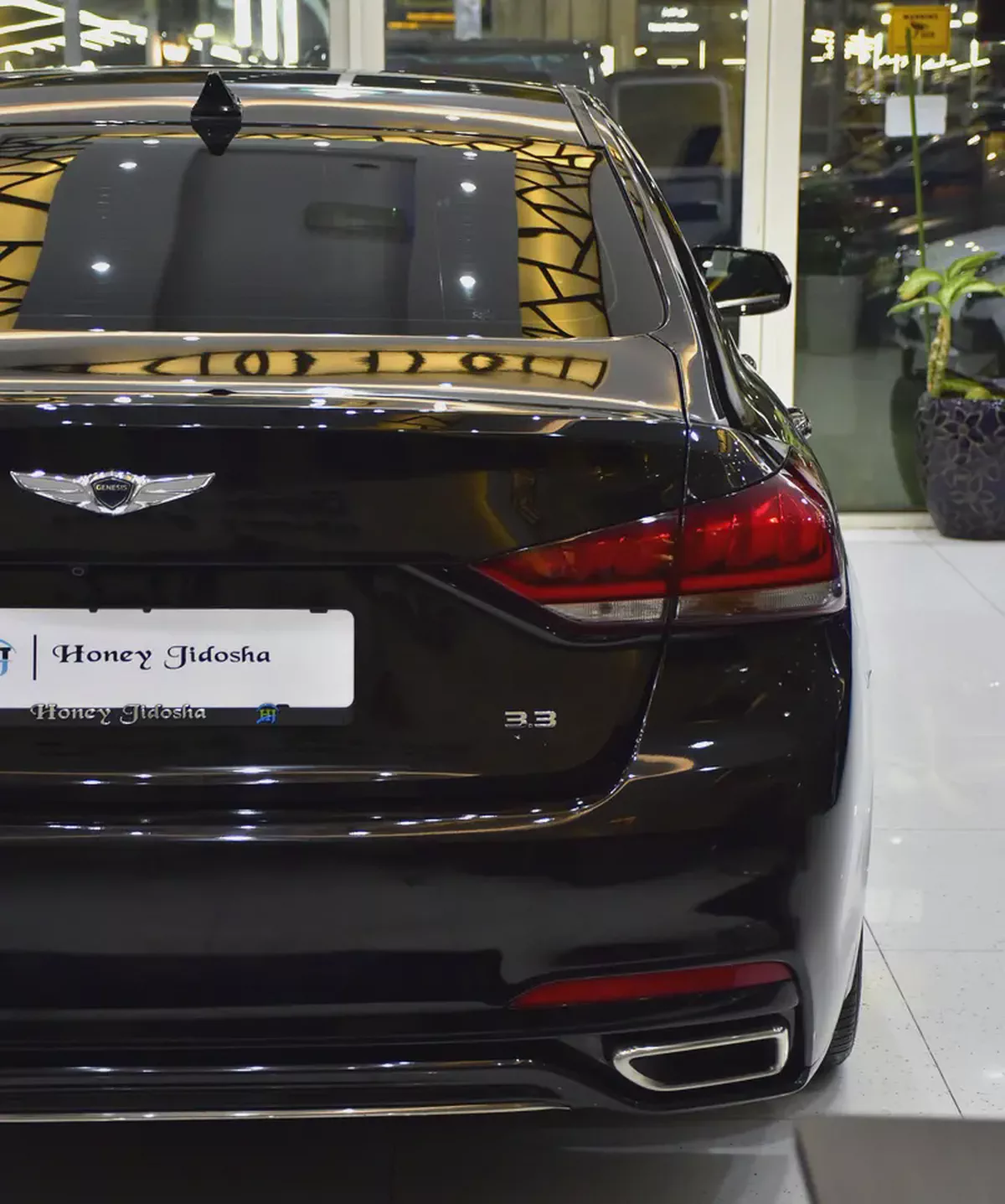 EXCELLENT DEAL for our Genesis G80 3.3L ( 2018 Model ) in Black Color Korean Specs-8-8