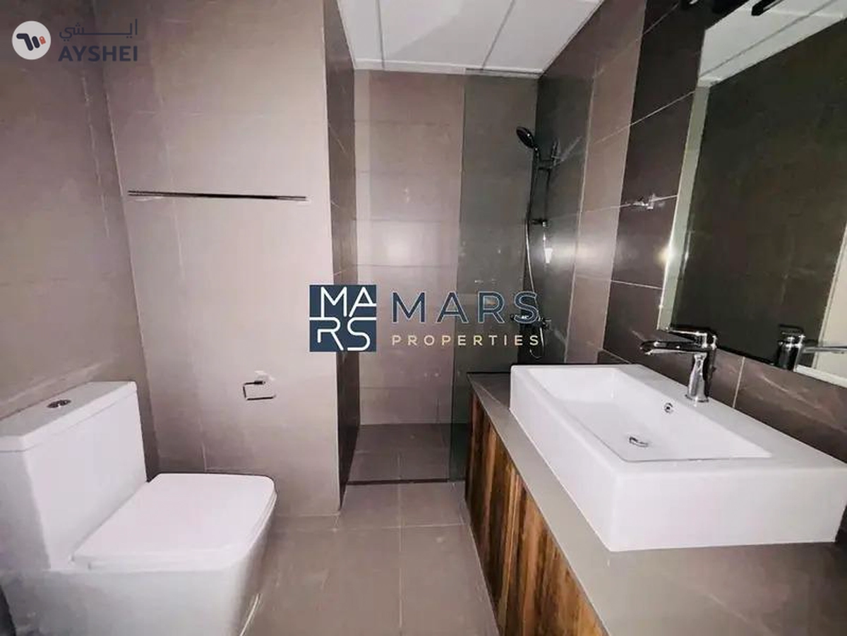 Luxury| Spacious| Signature Partition Apartment| Separate Bed+ Living Room | Best Price