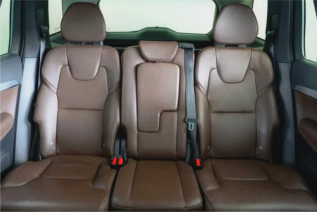 AED 2,035 / 48 months | 0% DP | 2018 Volvo XC90 T6 Momentum Elite / Partial Service History-11-11