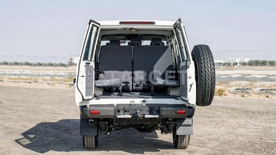 Toyota Land Cruiser 70 LC76 LX LX LC 76 4.2     M/T   2025-21