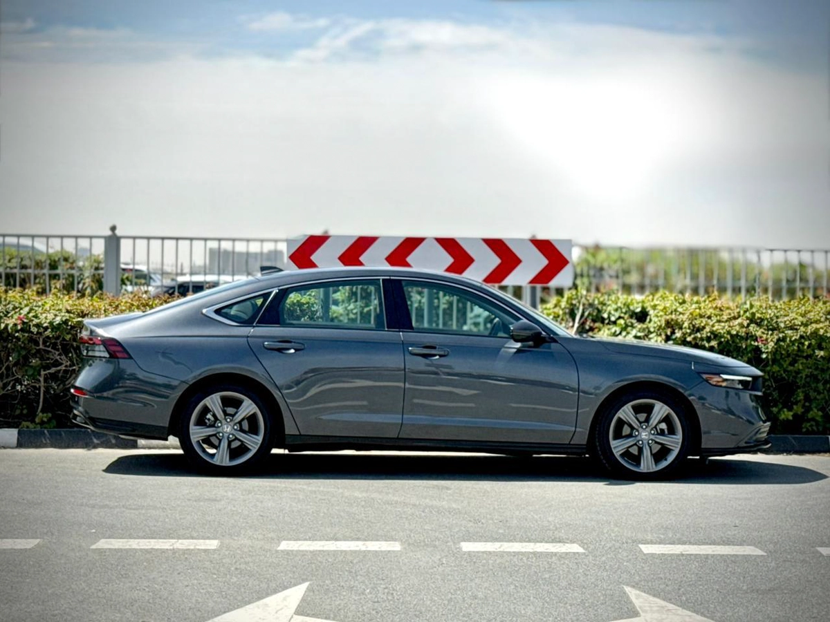 HONDA ACCORD EX-L 2023 | FULL OPTION | LIKE NEW CONDITION UNDER WARRANTY AND SERVICE CONTRACT-12-12