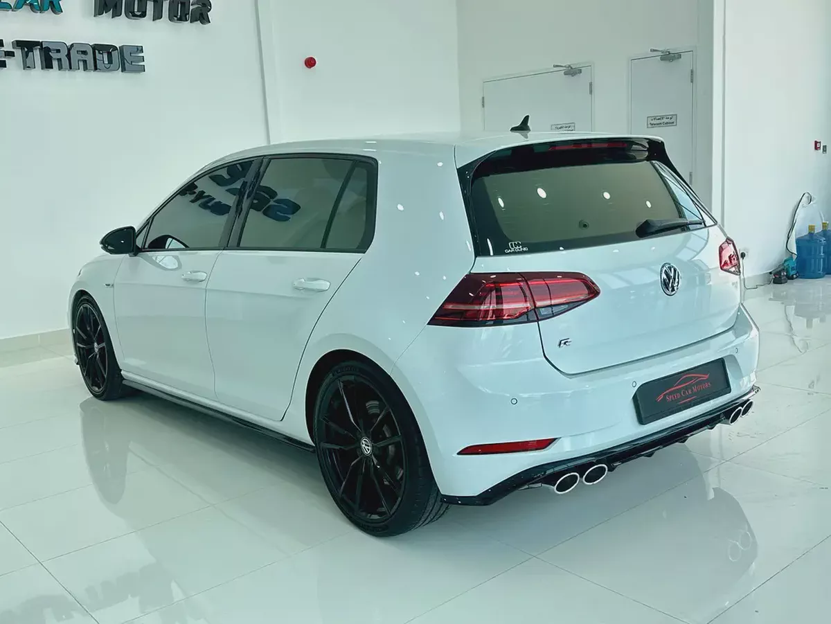 Volkswagen Golf R Special Edition 2019 GCC Specs-5-5