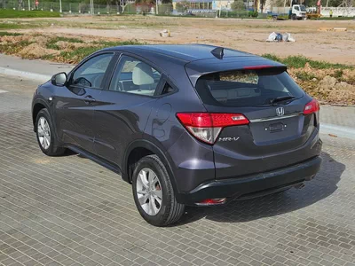 Honda HR-V EX 2020 GCC Specs - Mid Option Compact Family SUV Single Owned Car-15