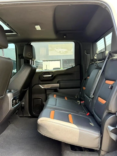 GMC Sierra AT4 2021 - American Specs - GCC Favorite!-3