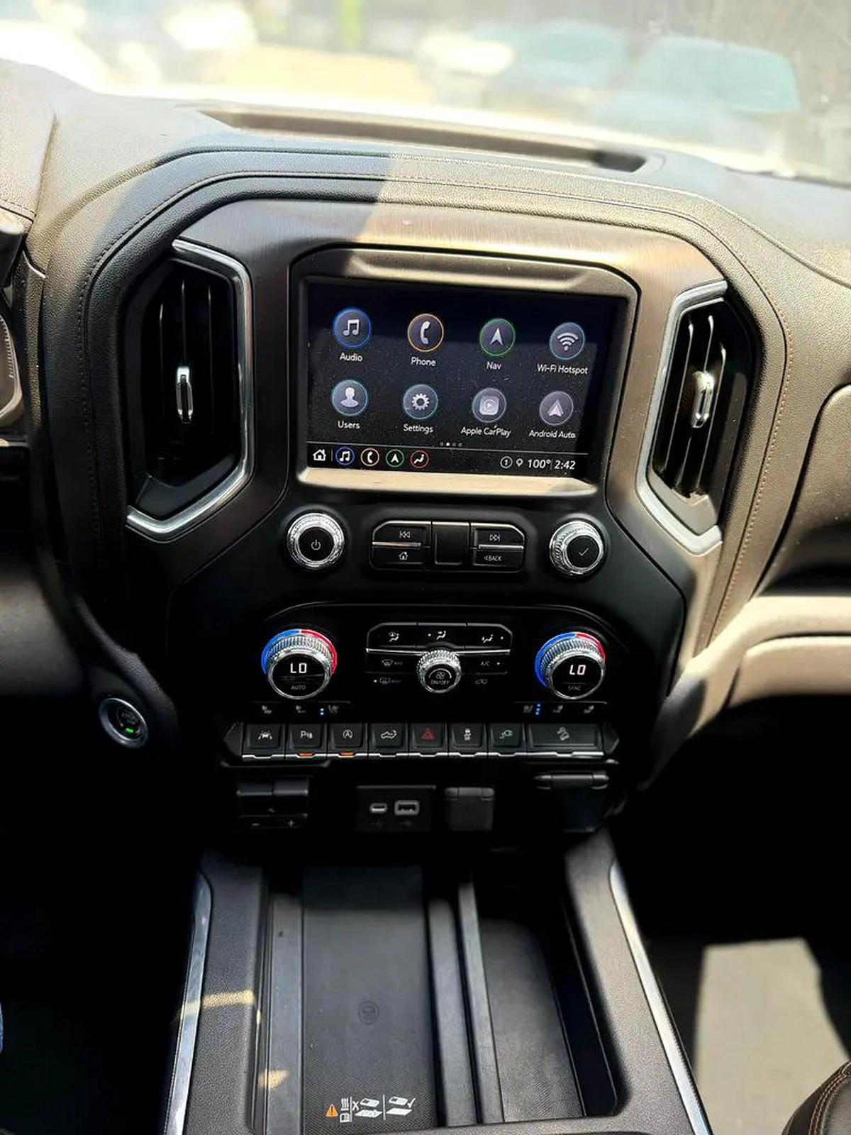 GMC Sierra AT4 2021 - American Specs - GCC Favorite!-10-10