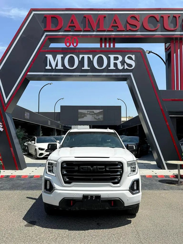 GMC Sierra AT4 2021 - American Specs - GCC Favorite!