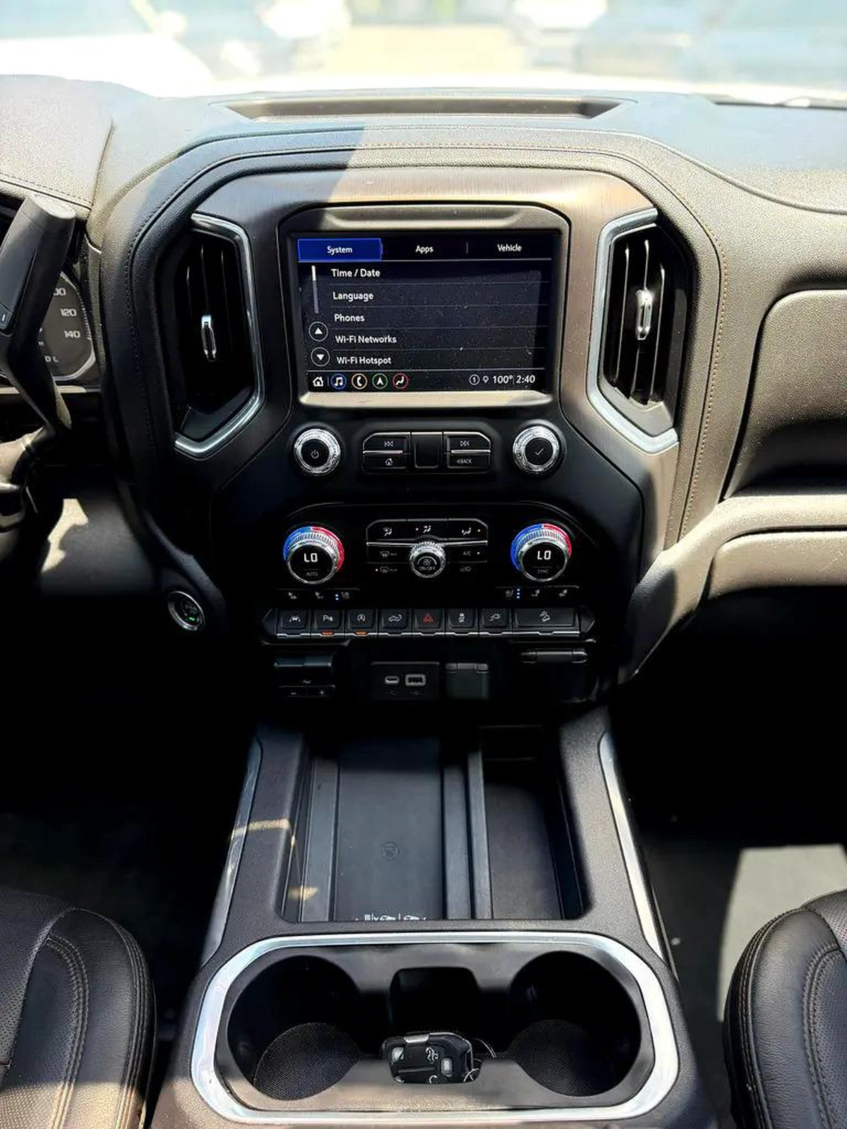 GMC Sierra AT4 2021 - American Specs - GCC Favorite!-11-11