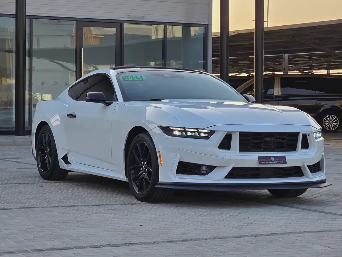 Ford Mustang Ecoboost Premium 2025 American Specs