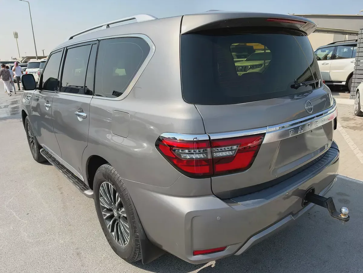 2010 Nissan Patrol SE GCC Specs fullopshin look 2024-2-2