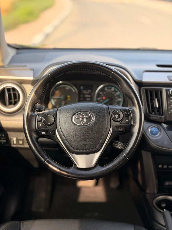 Toyota RAV4 VXR Hybrid Limited 2.5L full option