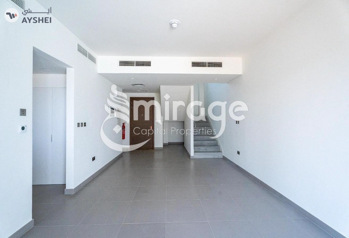 TOWNHOUSE FOR SALE IN NOYA 1, NOYA
