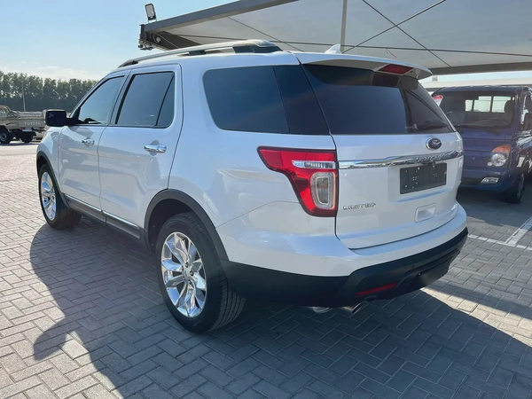 Ford Explorer Platinum