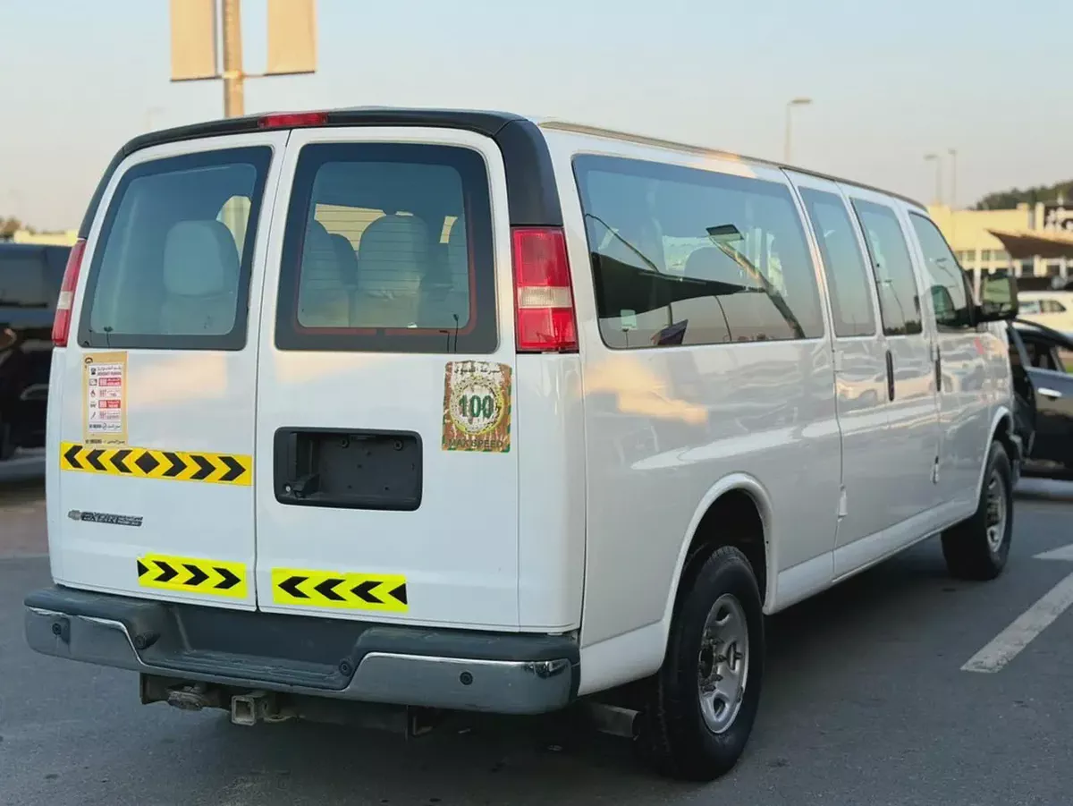 2020 Chevrolet Express, white, passenger-4-4