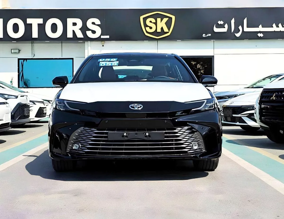 Toyota Camry GLE TOYOTA CAMRY GLE || RADAR | LEATHER + ELECTRIC SEAT | DUAL AC | 1 CAM PANORAIC ROOF | PETROL AT 2.5L-2-0