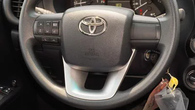 Toyota Hilux 2.7L 4WD A/T-10