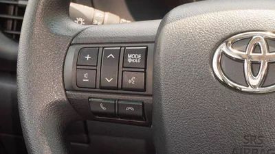 Toyota Hilux 2.7L 4WD A/T-11