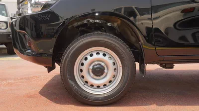 Toyota Hilux 2.7L 4WD A/T-19