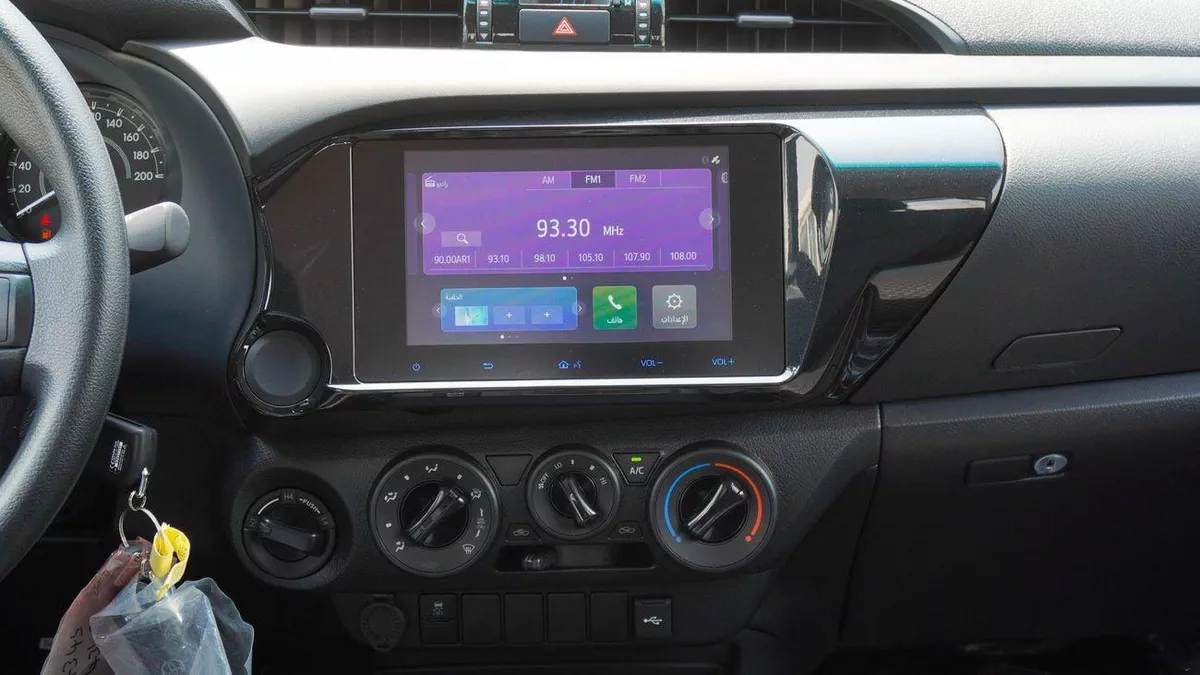 Toyota Hilux 2.7L 4WD A/T-12-0