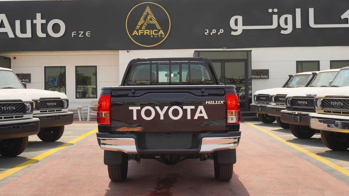 Toyota Hilux 2.7L 4WD A/T-17-0