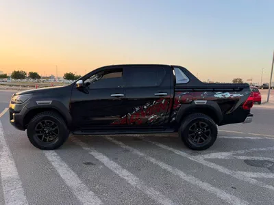 Toyota Hilux ADVENTURE 2021 Toyota Hilux Advanture Modified - 2.7L V4 - AWD 4x4- Rear Camera - Sidestep - Push-3