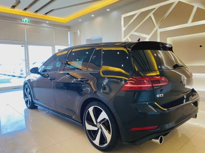 2019 Volkswagen Golf GTI - GCC Specs - Excellent Condition-5