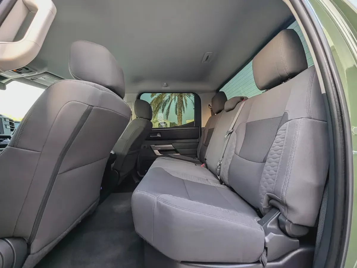 TOYOTA TUNDRA 2023 CREWMAX SR5 IN EXCELLENT CONDITION-5-5