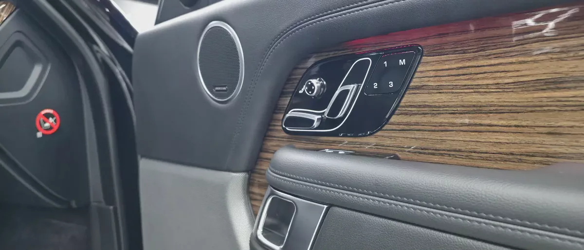 2019 GCC Range Rover HSE V6 Fully Loaded with Warranty and Finance-12-12