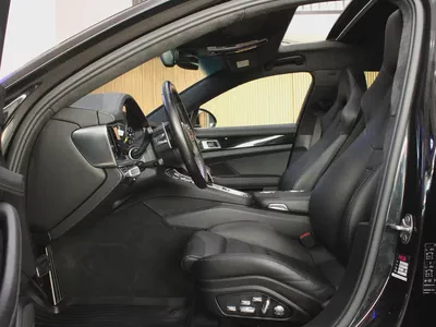 2020 - Porsche Panamera Turbo S E-Hybrid - Prestige Condition for 360,000.00 AED-9