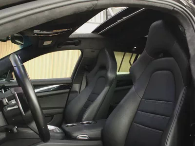 2020 - Porsche Panamera Turbo S E-Hybrid - Prestige Condition for 360,000.00 AED-10