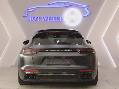 2020 - Porsche Panamera Turbo S E-Hybrid - Prestige Condition for 360,000.00 AED-3