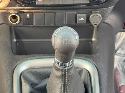 Toyota Hilux SR5 Export Price @ 128,000 AED-15