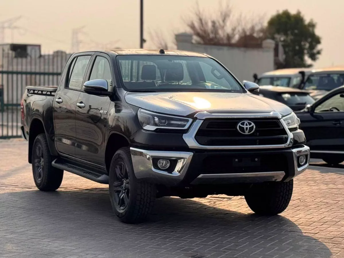 Toyota Hilux SR5 Export Price @ 128,000 AED
