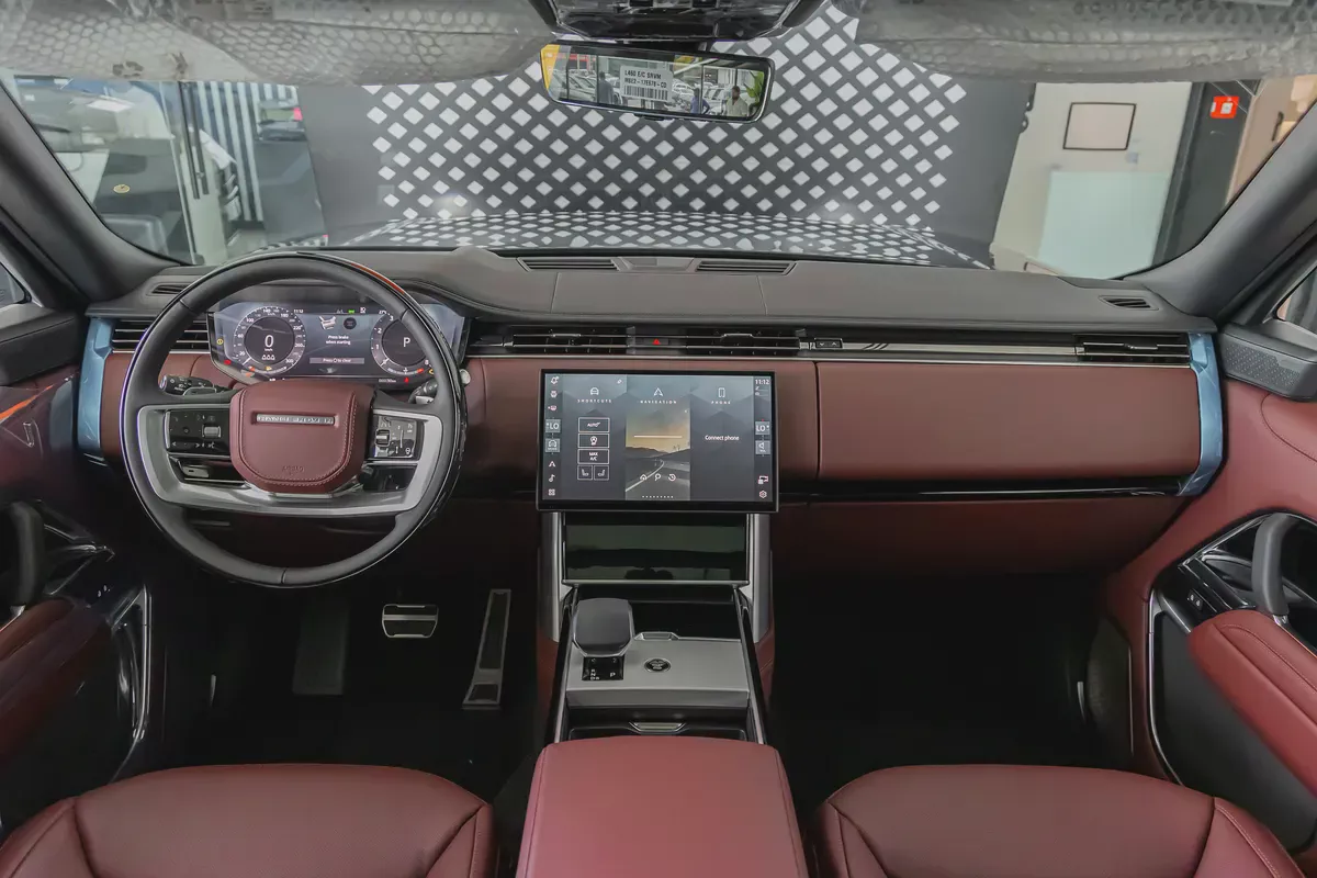 Range Rover Vogue | Autobiography | P530 | 2026 | GCC | V8 | AWD-10-10