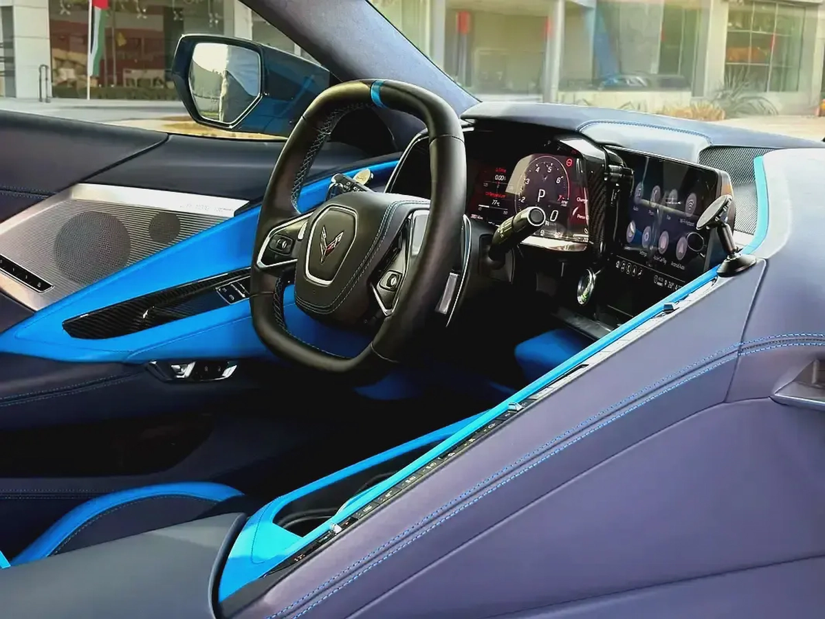 AED 5,420 P.M | 0% DOWN PAYMENT | CHEVROLET CORVETTE STINGRAY 3LT | 6.2L V8